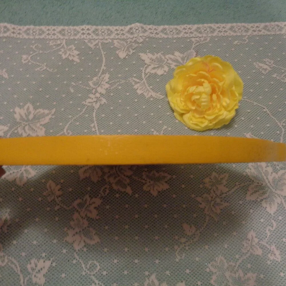 RETRO HANDMADE LEMON Small Cutting Board